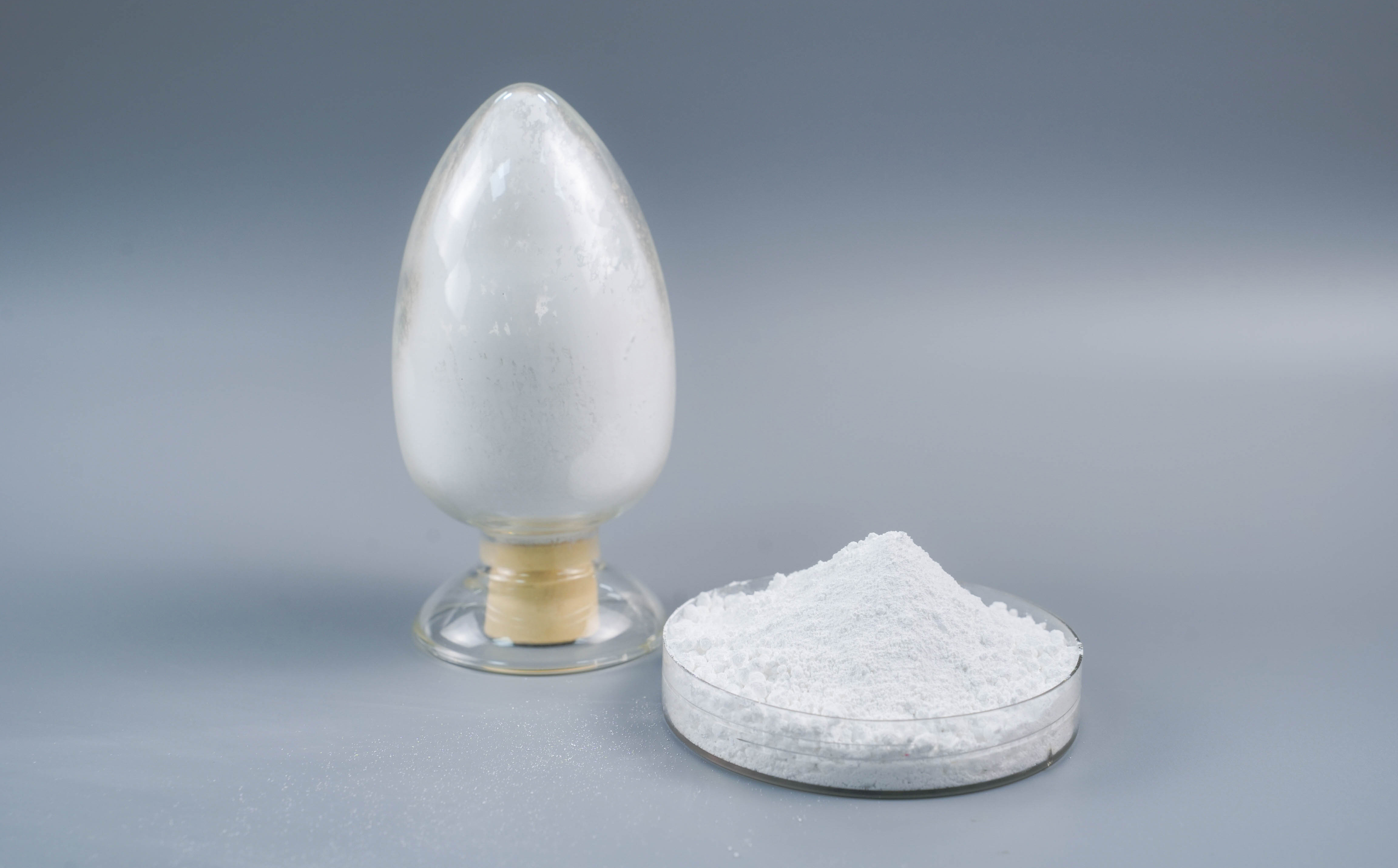 AG恒峰科技突破高纯AlON粉体吨级量产技术 助力高端光学陶瓷研究与应用